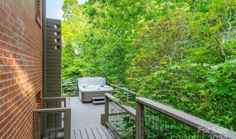 525 Wood Thrush Ct, Arden, NC 28704