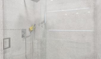 19355 Turnberry Way 26E, Aventura, FL 33180