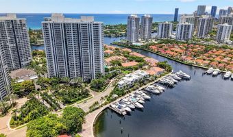 3750 Yacht Club Dr TH5, Aventura, FL 33180