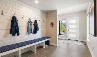 967 Auger Ln, Bozeman, MT 59718