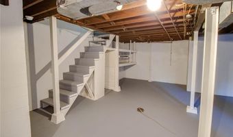 300 Brentwood Blvd, Alton, IL 62002