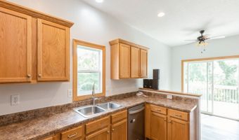 2227 4th Ave SE, Altoona, IA 50009
