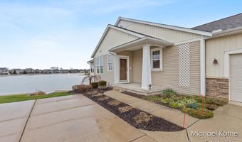 7443 Watermark Dr 32, Allendale, MI 49401