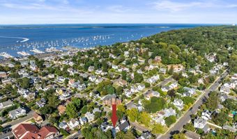 73 3rd Ave, Atlantic Highlands, NJ 07716