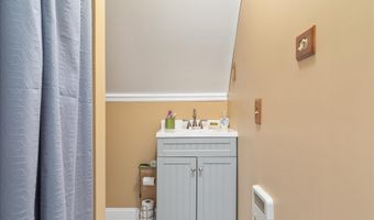 38 STRUDEL Ct, Basye, VA 22810