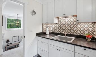 9 Victoria Rdg, Amherst, NH 03031