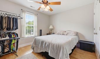 105 Moultrie Ln, Aberdeen, NC 28315