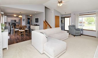 635 25th St SE, Altoona, IA 50009