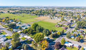 1182 S Meridian St, Blackfoot, ID 83221