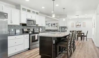 81 Driftwood Dr, Blakeslee, PA 18610