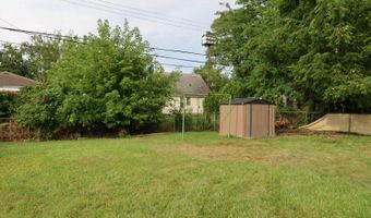 14624 University St, Allen Park, MI 48101