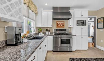 143 Maple St, Bangor, ME 04401