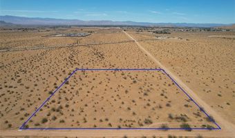 8 Falchion Rd, Apple Valley, CA 92307