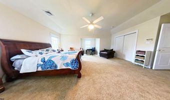 203 Cynwyd Dr, Absecon, NJ 08201