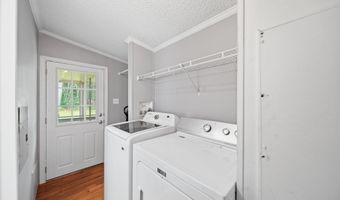 817 Savannah River Dr, Adrian, MI 49221