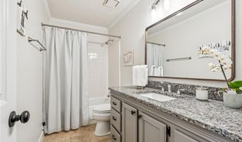 1102 Pine Grove Dr, Alpharetta, GA 30009