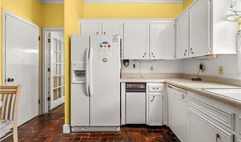380 WINDERMERE Blvd, Alexandria, LA 71303