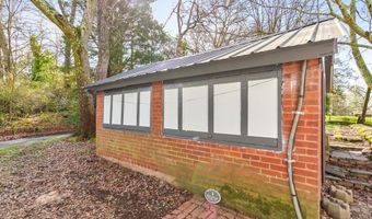 112 Cherry St, Adairsville, GA 30103