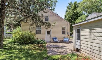 1102 Curtiss Ave, Ames, IA 50010