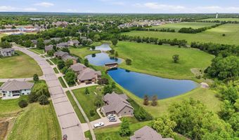 1210 E Rolling Hills Dr, Augusta, KS 67010