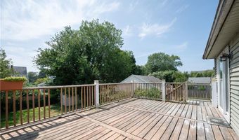 115 Sutton Ave, East Providence, RI 02914