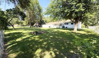 128 Elizabeth Dr, Aberdeen, SD 57401