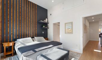 922 8TH St NE, Washington, DC 20002