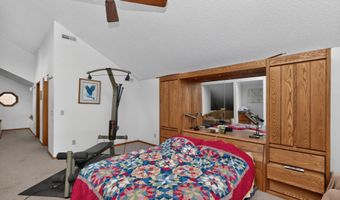 4612 Dover Dr, Ames, IA 50014