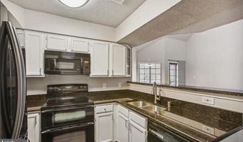 7012 IRWELL Ln 14F, Alexandria, VA 22315