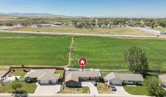 490 Snowflake St, American Falls, ID 83211