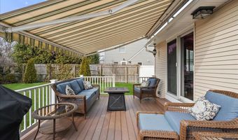 153 S Bayview Ave, Amityville, NY 11701