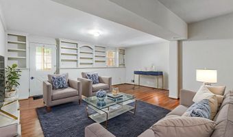 7000 GATTON Sq, Alexandria, VA 22315