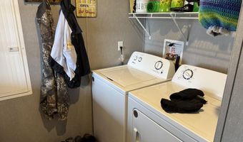 5076 Pine Grove Rd, Ballard, WV 24918