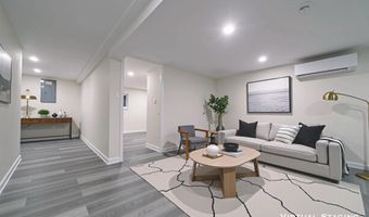 917 EMERSON St NW, Washington, DC 20011