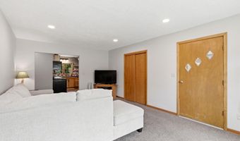 5209 S County Road D, Afton, WI 53501