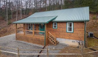 67 Hemlock Dr, Almond, NC 28702