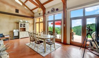 8272 WOODBINE Rd, Airville, PA 17302