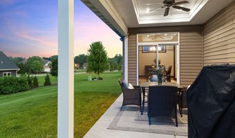 6600 N KUREY Dr, Appleton, WI 54913