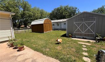 301 S High School Ave, Altamont, KS 67330