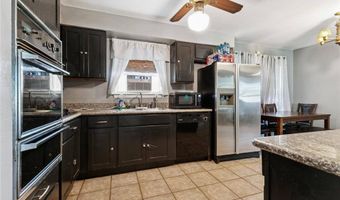 1920 Bonnie Ann Dr, Marrero, LA 70072