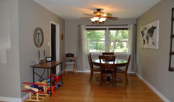 20 E Zeller St, North Liberty, IA 52317
