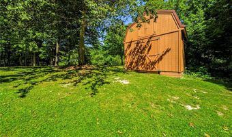 4008 Mannwood Rd, Ashtabula, OH 44004