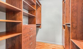 2222 Delaware Dr, Ann Arbor, MI 48103