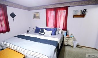 3145 Sunnyside Rd, Ammon, ID 83406