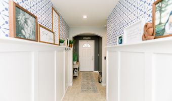9739 Sweetwater Ln, Alexandria, KY 41001