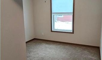 610 E 4th St, Albert Lea, MN 56007