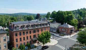 130 Main St 2D, Canton, CT 06019