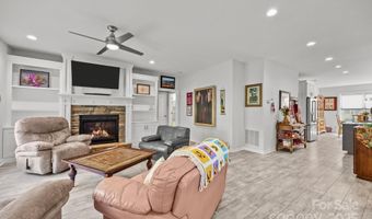 51 Verde Dr, Asheville, NC 28806
