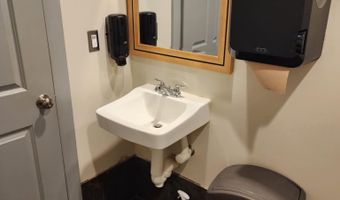 73-75 Elliot St, Brattleboro, VT 05301