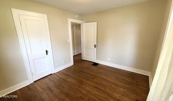 946 Poplar St, Alcoa, TN 37701